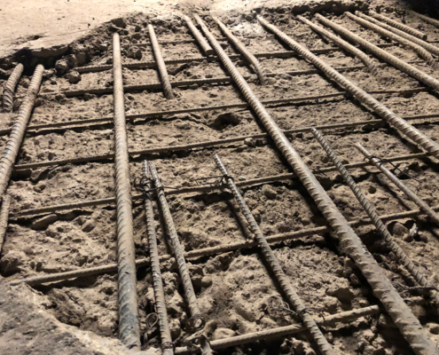 Assainissement de béton sur une autoroute